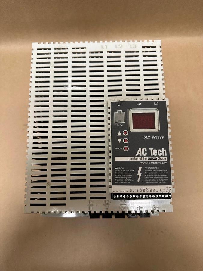 Used Lenze AC Tech SF4150 VFD Drive, 15Hp, 11.0kw