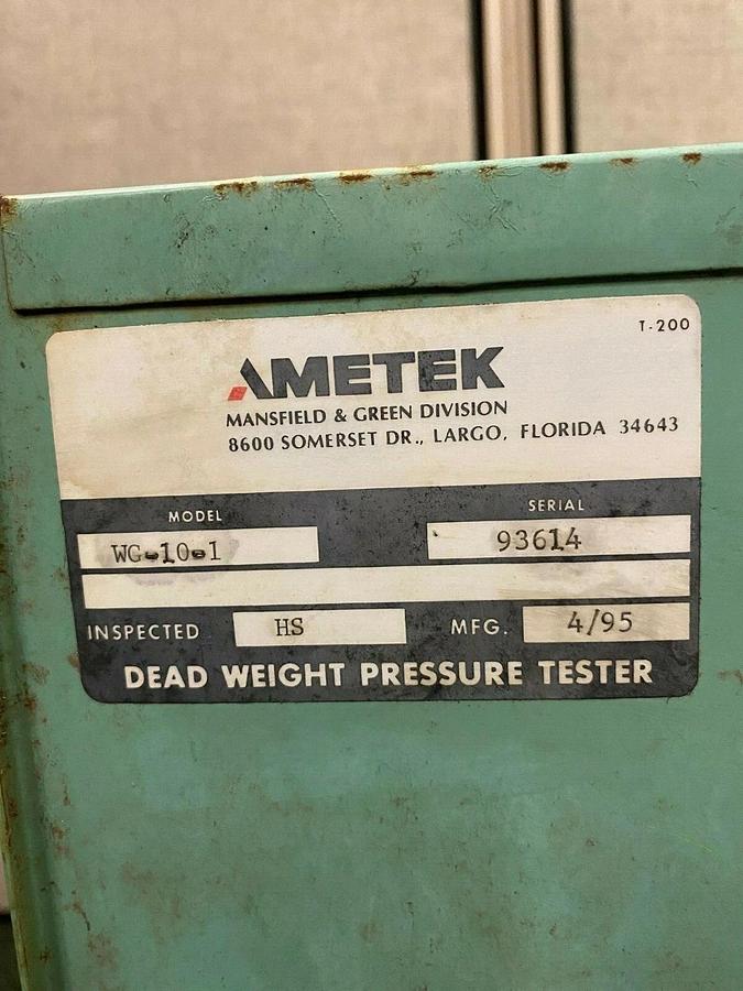 Used Ametek WG-10-1 Dead Weight Gage Tester w/ 16 Additional Weights, 10-100 PSI