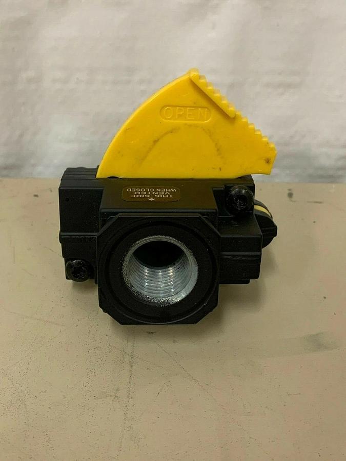 Used Norgren T74E-4AA-P1N 3/4” Ported Lockout Valve 1/2 PTF, 2-Position