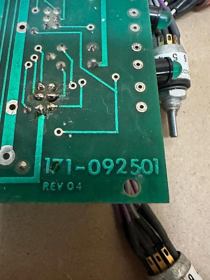 Used 171-092501 REV 04 Circuit Board