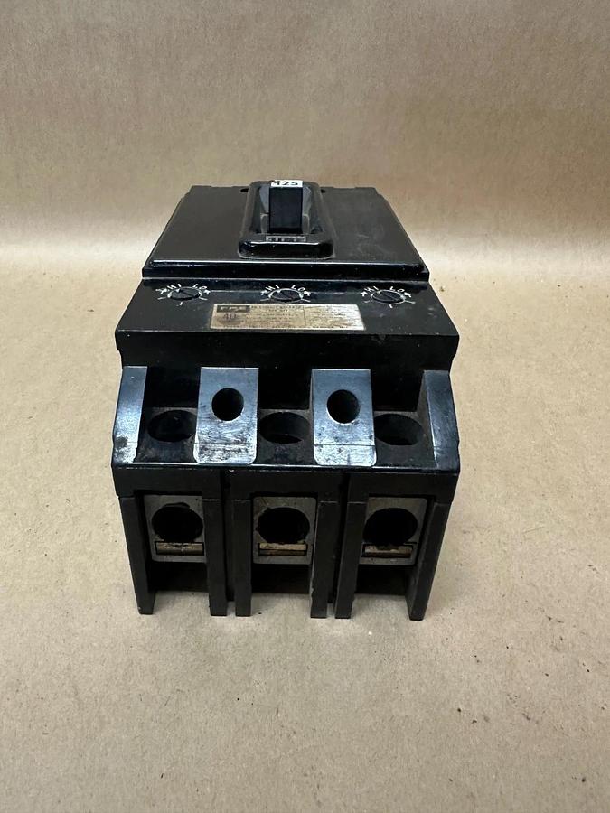 Used Federal Pacific Electric Company NFJ 125A 3 Pole Circuit Breaker