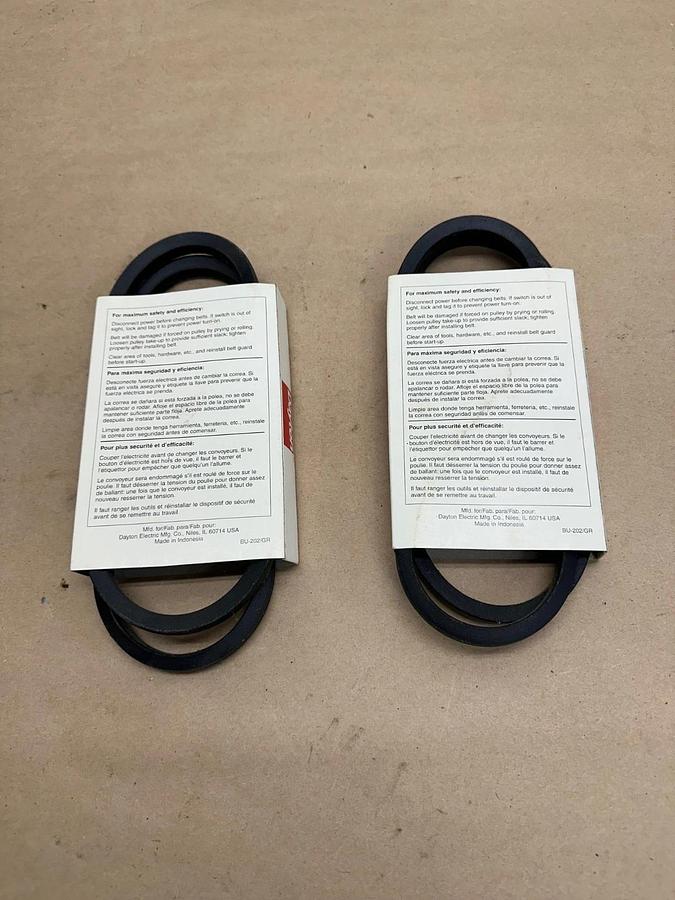 Used Dayton 3X699G V-Belt *NEW* Lot of 2