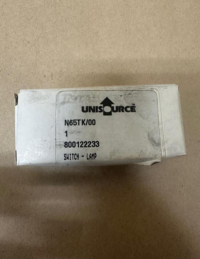 Used Totalsource 800122233 Switch-Lamp *NEW*