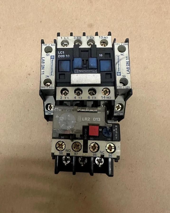Used Telemecanique LC1D0910 Contactor w/ LR2 D1316