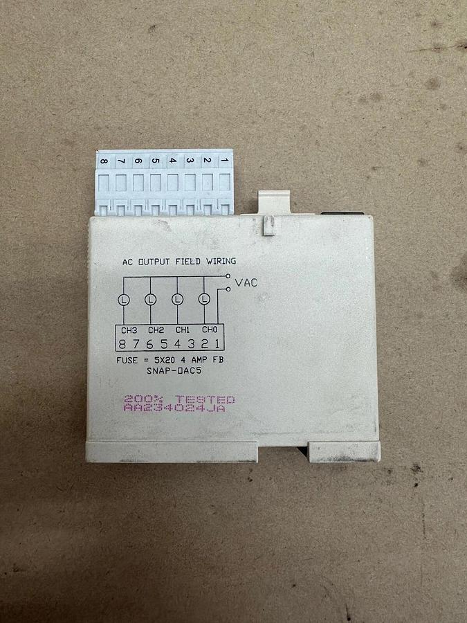 Used OPTO 22 SNAP-OAC5 4 Channel AC Output