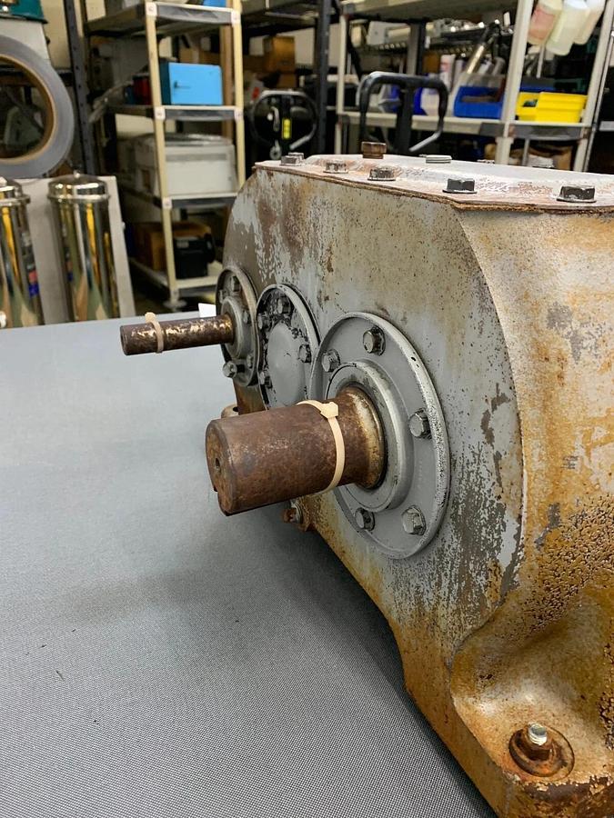 Used Dorris Model 2838 Double Reduction Base Type Gear Drive