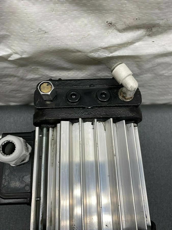 Used Thomas Picolino VTE3 Rotary Vane Pump and Compressor, Flow Rate from 2.0-5.9 CFM