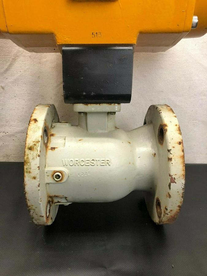 Used EL-O-MATIC ES0350.U2A03A.S27K30 Pneumatic Actuator w/ Flowserve 3” Valve