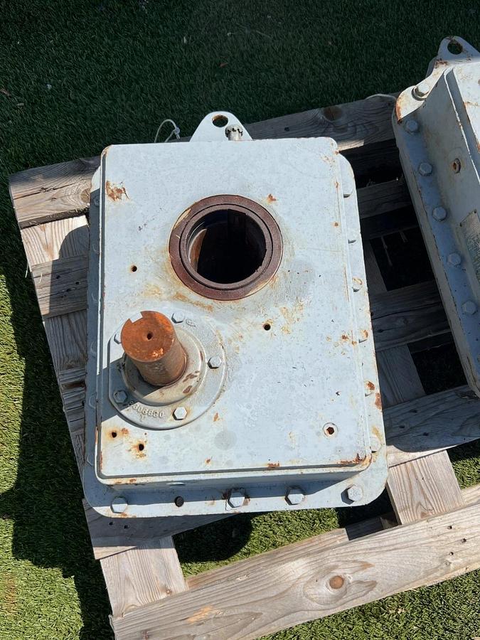 Used Falk 3315J 25 Quadrive Enclosed Gear Drive Speed Reducer, 24.97:1 Ratio