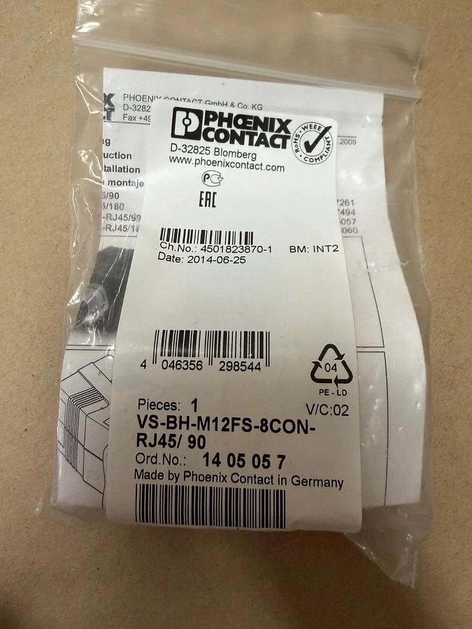 Used Phoenix Contact VS-BH-M12FS-8CON-RJ45/90 Control Cabinet Feed-Through *NEW*