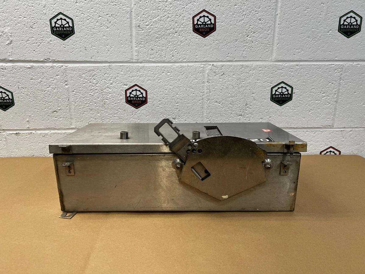 Used General Electric THN3362SSW Safety Switch 60 AMP, 600 VAC, Max HP 60 Model:11