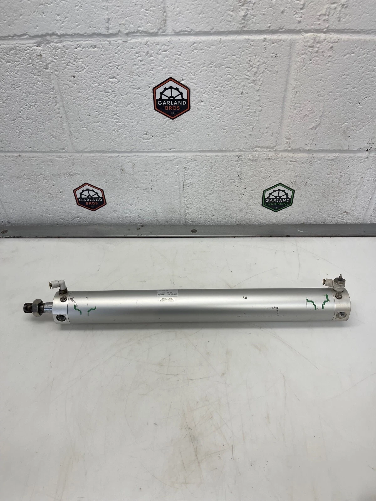 Used SMC CDG1BA50-400 Air Cylinder, Single Rod, 145 PSI, Max Press 1.00 MPa