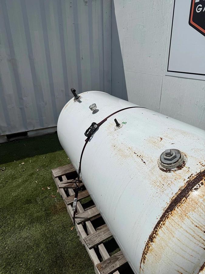 Used Steel Fab Carbon Steel 400 Gallon Pressure Vessel, MAWP: 200 PSI @ 400°F
