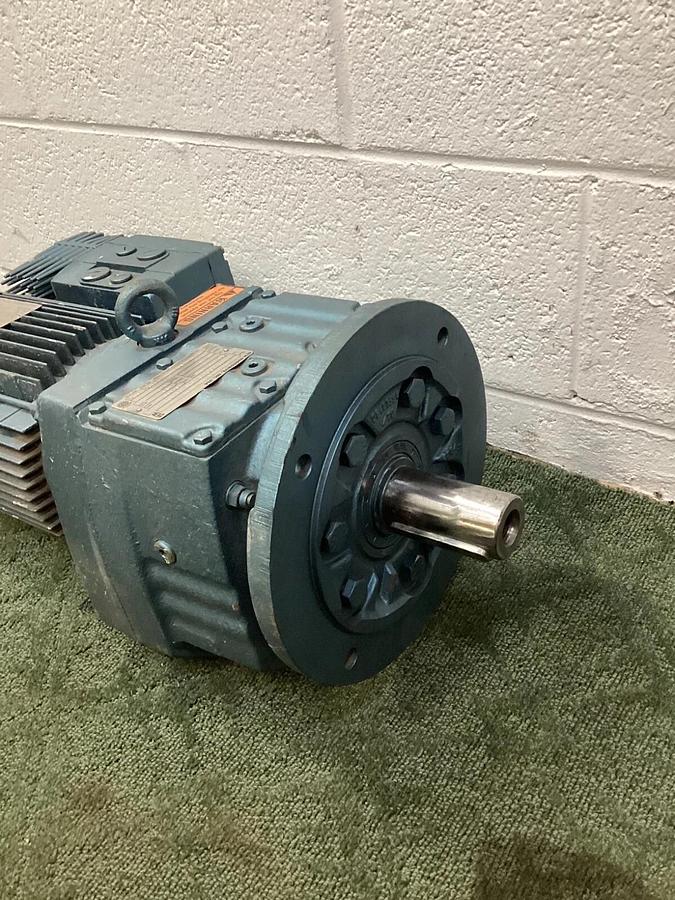 SEW-Eurodrive RF77DT100L4/BMG/MM30 Motor/Gearbox 880152201.06.06.001