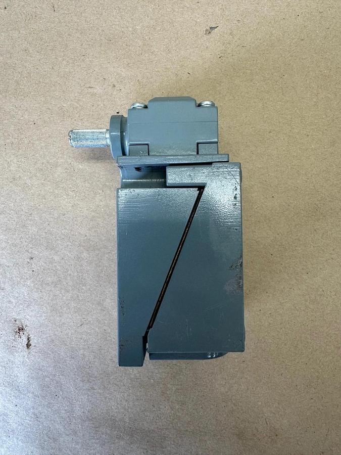 Used Allen Bradley 802T-AP Limit Switch
