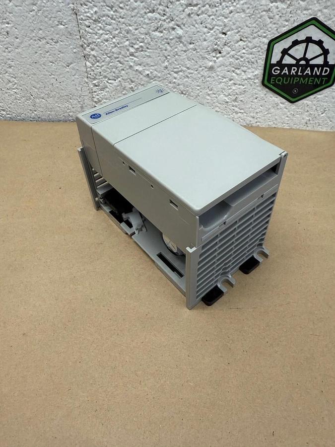 Used Allen-Bradley 1769-PA2 Power Supply, Compact I/O, 120/240 VAC Input