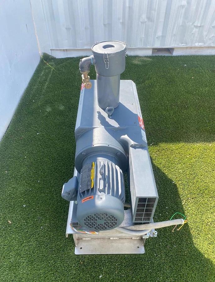 Used Busch Mink MM 1144 B V06 11XX Dry Claw Vacuum Pump, 3HP Baldor SuperE Motor
