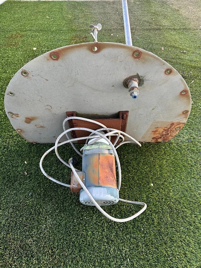 Used Stainless Steel Mixing Tank, 106 Gallon, w/ Leeson 1/3Hp @ 1725Rpm, 1 Ph, 115V