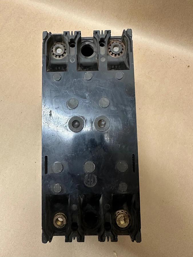 Used I.T.E. ET225 225A 3 Pole Circuit Breaker