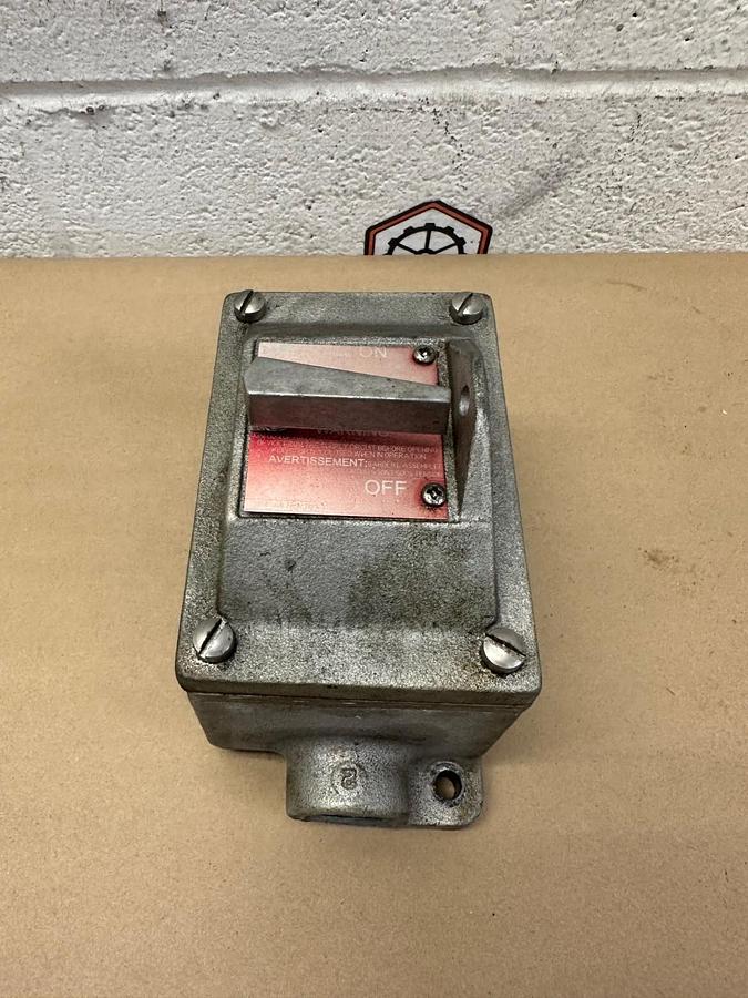 Used Crouse Hinds EDSC218 Body and Snap Switch For Hazardous Locations