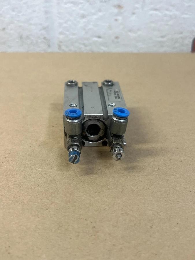 Used Festo SLS-16-10-P-A Cylinder