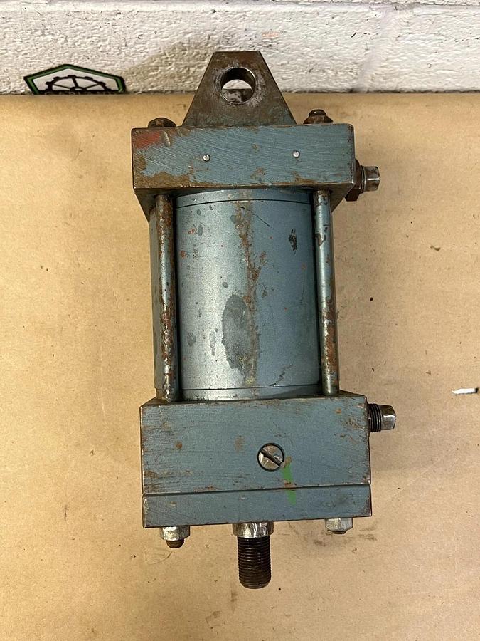 Used Pneumatic Cylinder 1” Rod, 4” Bore