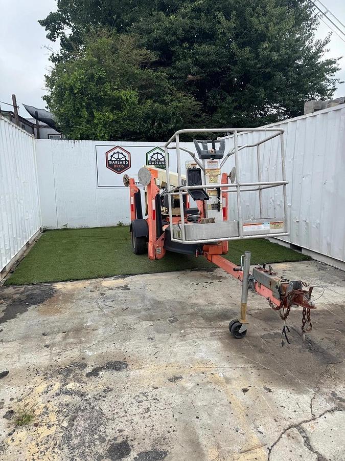 Used JLG T350 Towable Boom Lift, 34' 5" Height Capacity, 18' 9" Booming Capacity