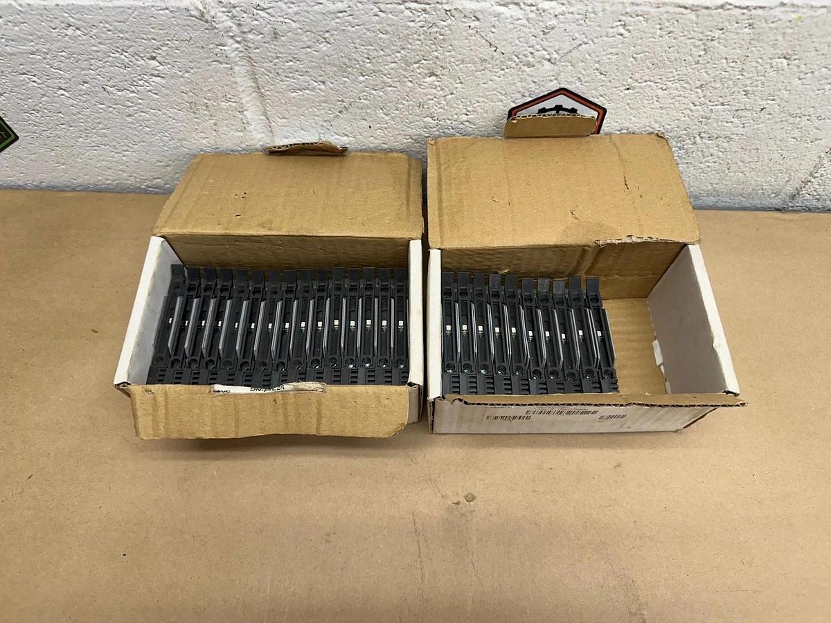 DINnectors DN-F6 Series: Euro S 10H Fuse Terminal Blocks, Qty 25 *NEW*
