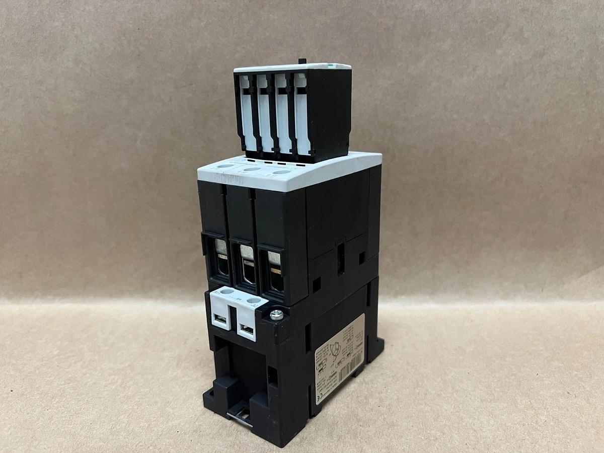 Used Siemens 3RT1034-1BB44 SIRIUS 3R Contactor w/ 3RH1921-1HA22 Auxiliary Contact