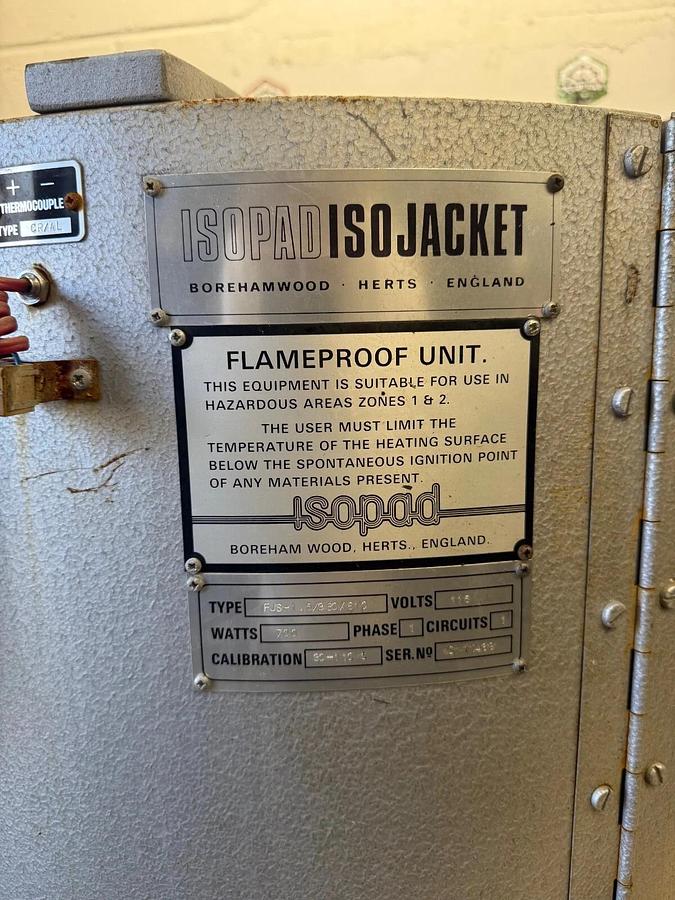 Used Isopad Isojacket FJS-1.5/3 80X610 Drum Jacket/Heater, 700W, 1Ph 115V, 55 Gal