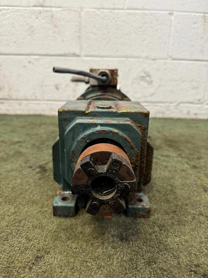 Used Dodge HB382CN140TC Gearbox, Ratio 9.7:1, w/ Reliance T56S1014A 1 Hp Motor