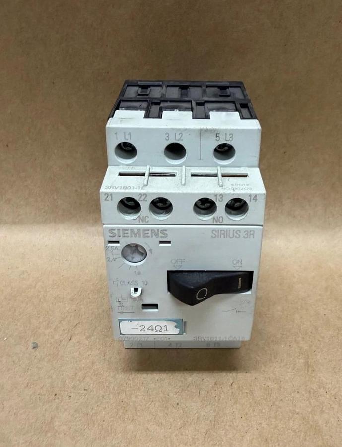 Used Siemens 3RV1011-1CA15 Motor Starter Breaker