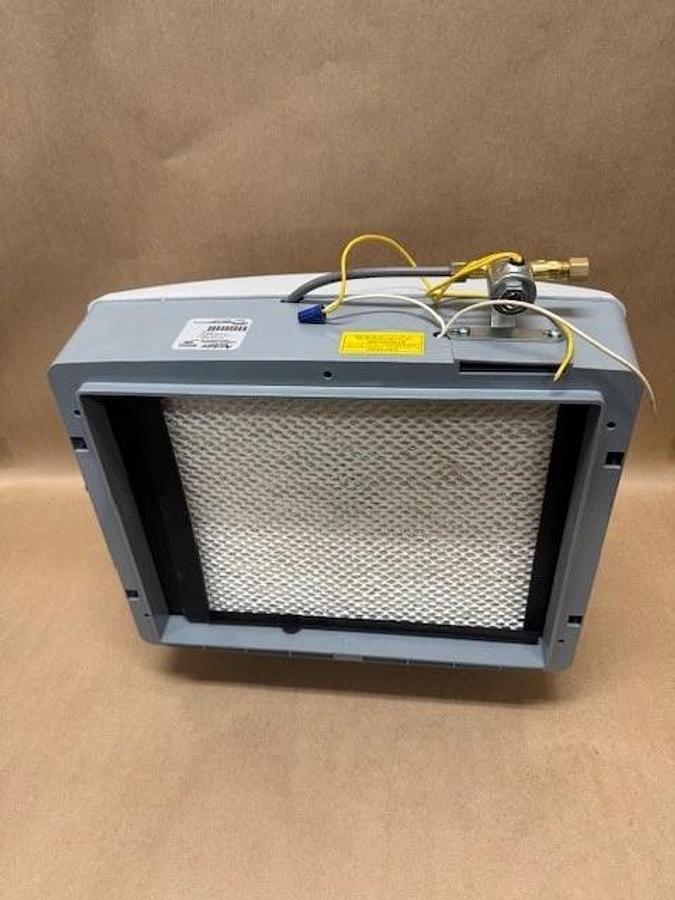 Used Aprilaire Model 400 Whole House Humidifier, w/ Digital Control Panel & Filter