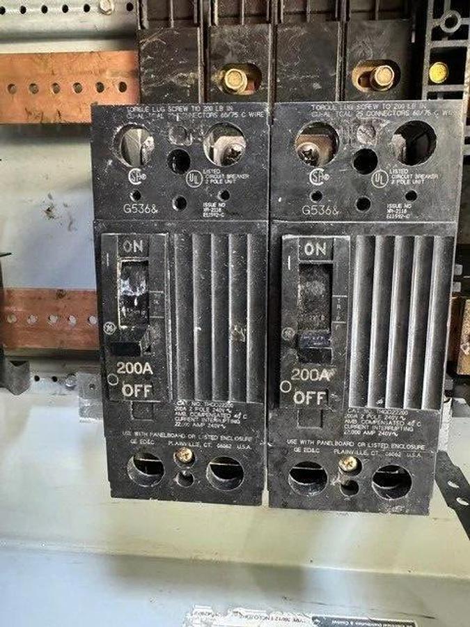 Used General Electric A-Series Panelboard AB643, GE TJD422400 400A Circuit Breaker