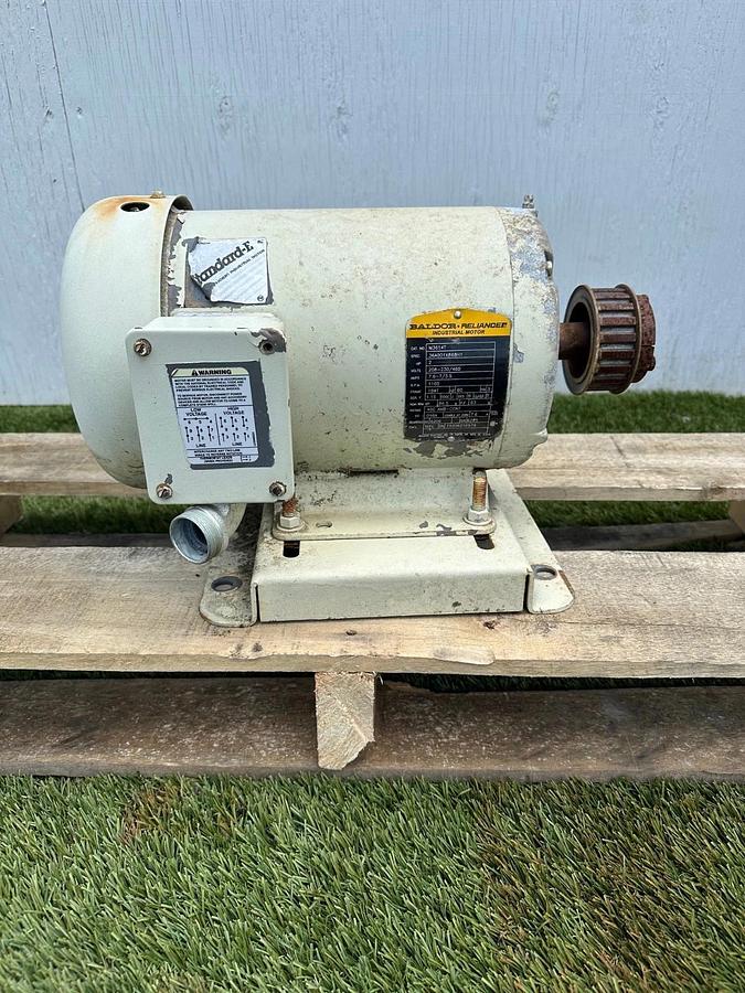 Used Baldor M3614T 2Hp Motor @ 1160RPM, 208-230/460V, 3 Phase, 184T Frame, 60Hz