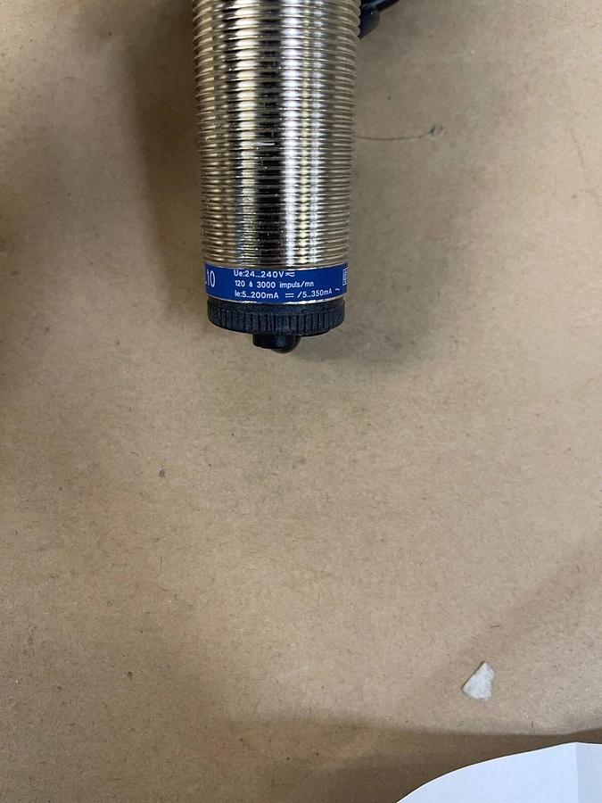 Used Telemecanique XSAV 12801L10 Inductive Proximity Switch