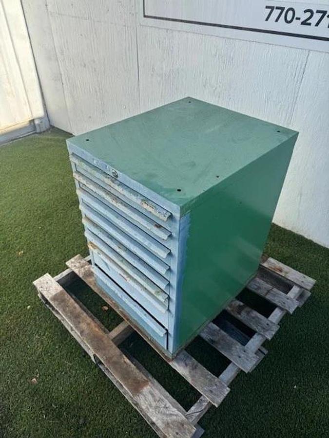 Used Industrial Tool Cabinet 8-Drawer (No Key) W: 22-1/4” H: 27” D: 33-3/4”