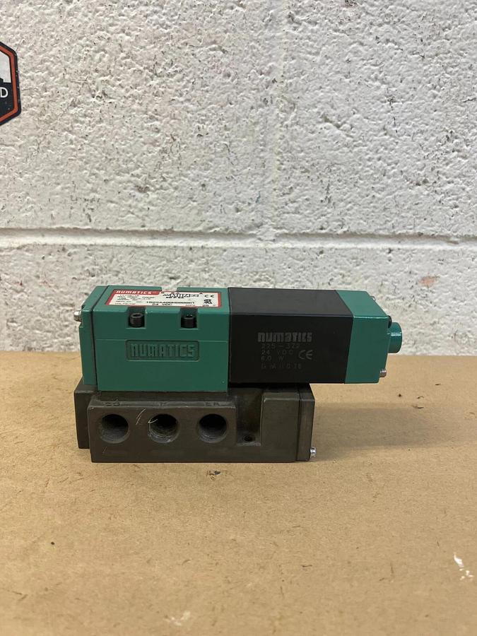 Used Numatics 225-372 24 VDC Solenoid Valve w/ Base