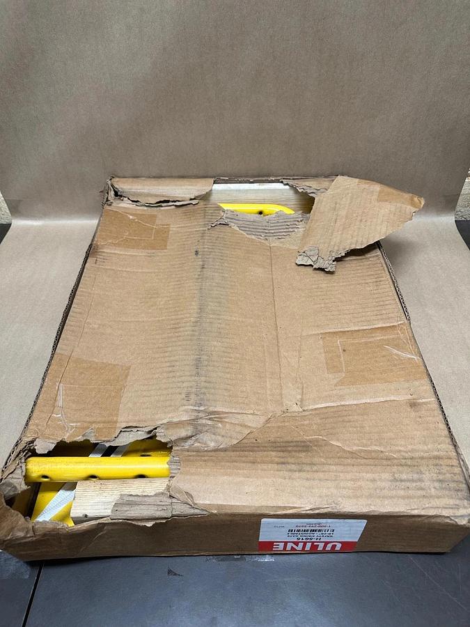 ULINE H-5615 Safety Swing Gate 16-26”, Adjustable *NEW*