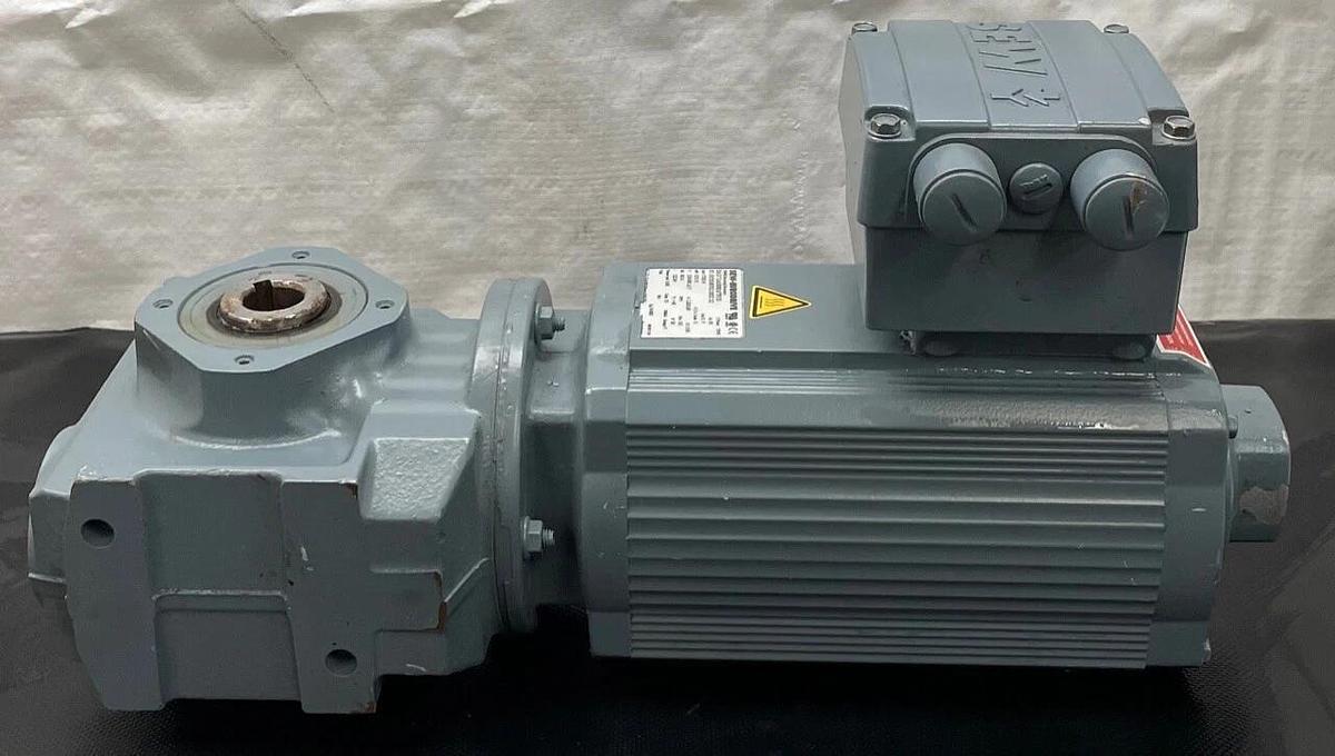 Used SEW-EURODRIVE SA DA80K4 / TF / IS, Gear Motor