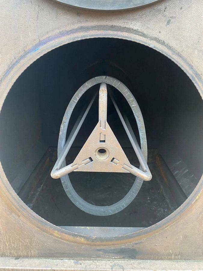 Used United Air Specialist FPH2-3 Dust Hog Dust Collector, Blower Type 8.38 x 3.5