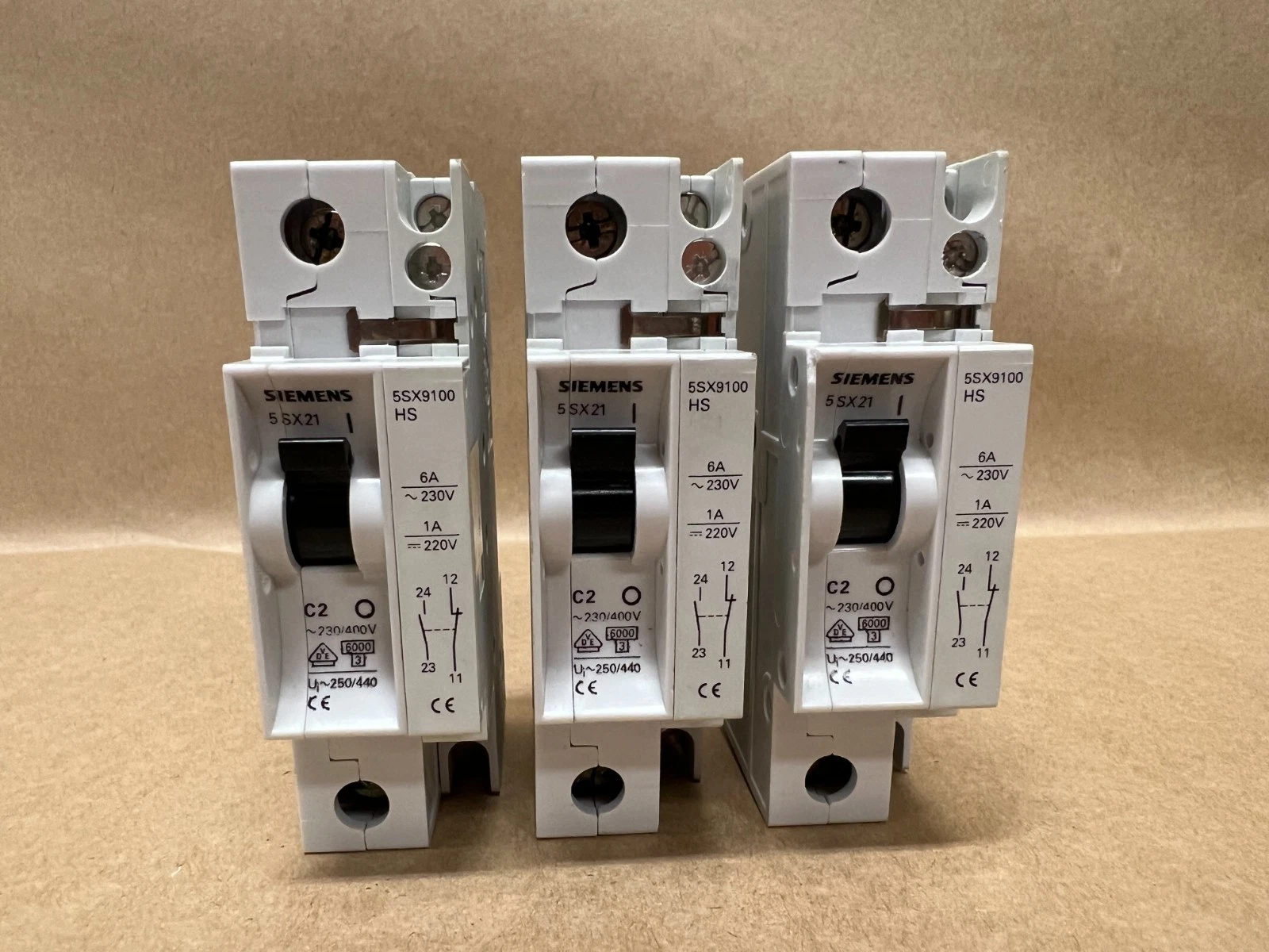Used Siemens 5SX21 C2, 230/400V Circuit Breaker, 5SX9100HS Auxiliary Contact Lot of 3