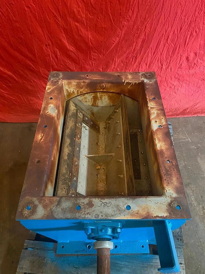 Used Western Pneumatics 20x20 Rubber Tip Rotary Airlock Feeder
