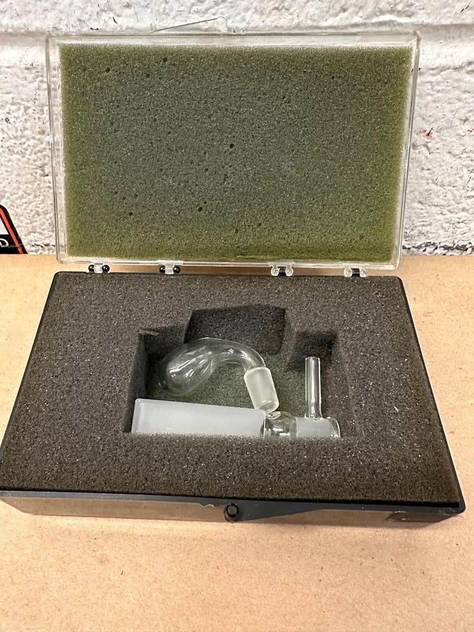 Used Uvonic Cuvettes - Type 26F - Short Anaerobic UV Cuvette QZ 10mm