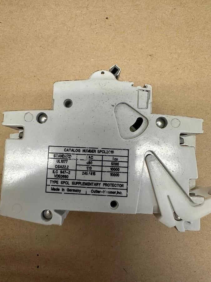 Used Cutler Hammer C10 Circuit Breaker 50/60Hz