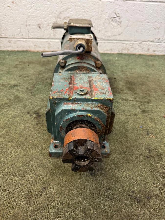 Used Dodge HB382CN140TC Gearbox, Ratio 9.7:1, w/ Reliance T56S1014A 1 Hp Motor