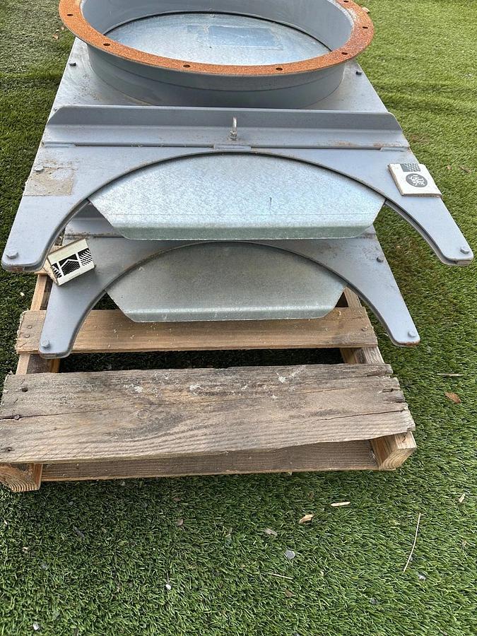 Used 20” Manual Blast Gate