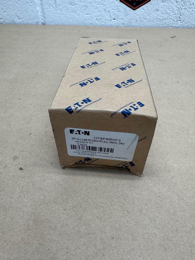 Used Eaton HT8FBRAF Red Push-Pull Button 24V *NEW*