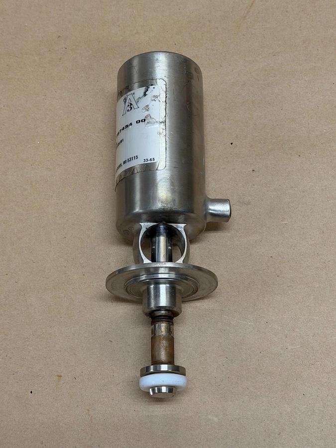 Used Waukesha M6705 Valve Actuator 67.50” T6