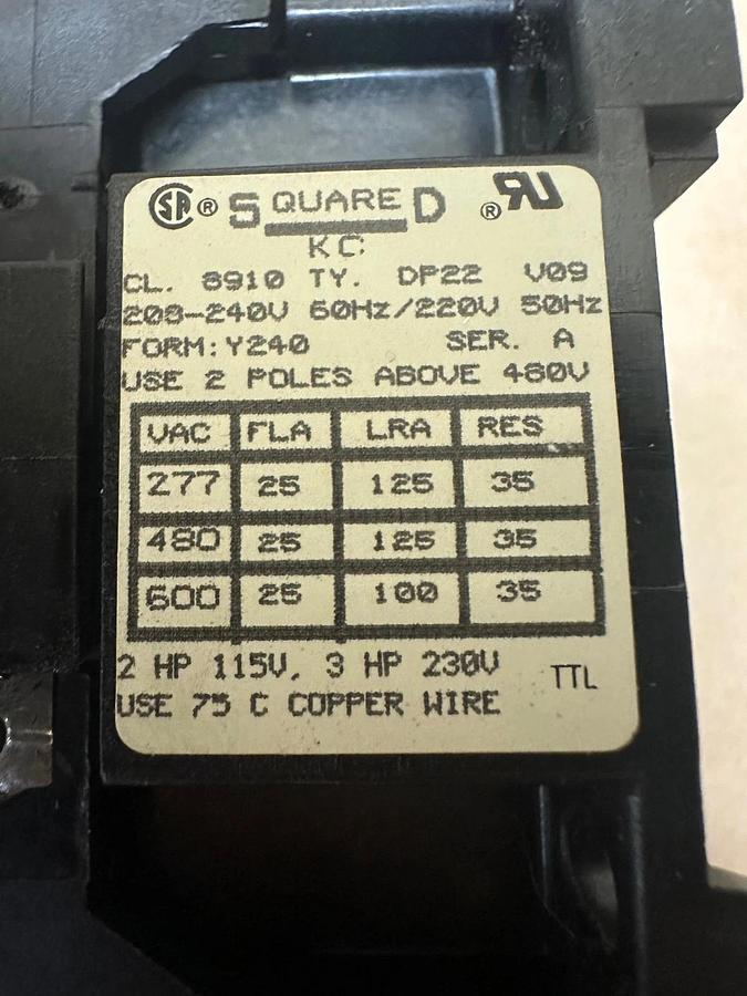 Used Square D 8910 DP22 V09 Contactor